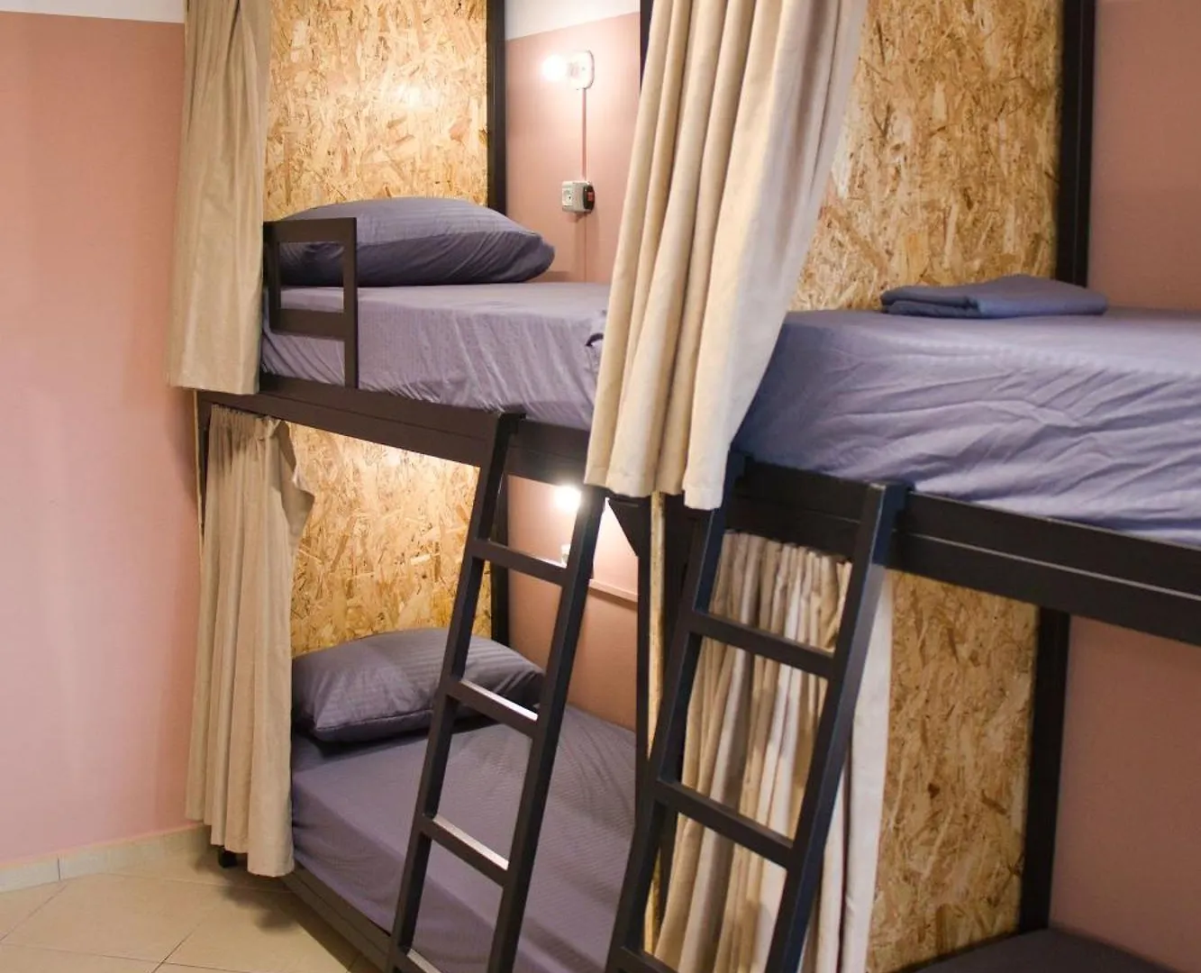 Shkodra Hostel & Day Tours