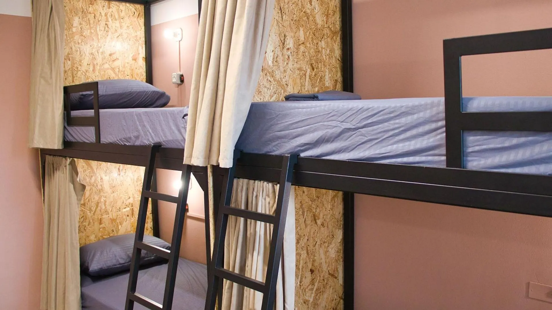 Shkodra Hostel & Day Tours