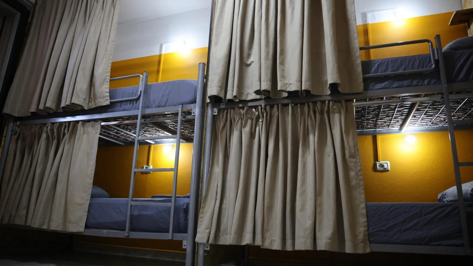 Shkodra Hostel & Day Tours 0*, Shkoder