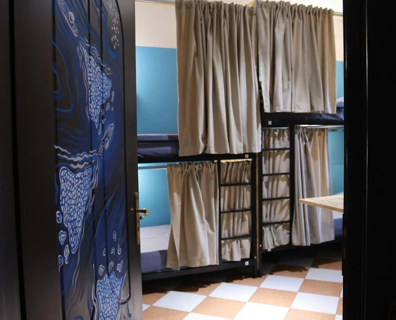 Shkodra Hostel & Day Tours